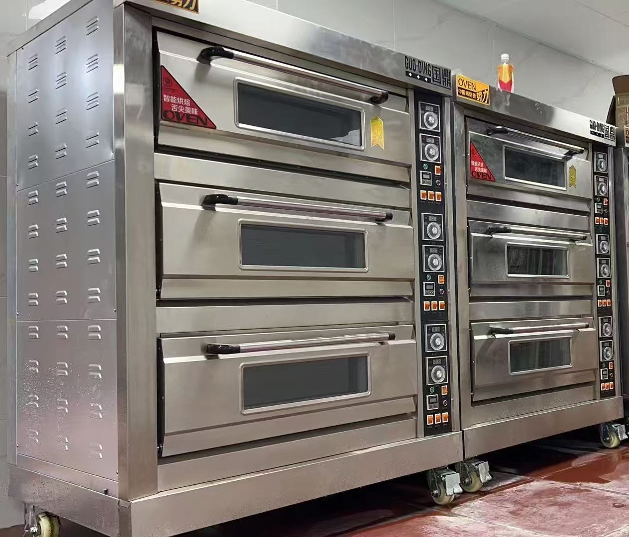 Commercial Kitchen Baking Oven - เตาอบแก๊สเชิงพาณิชย์ 3 ชั้น 6 ถาด สำหรับครัว