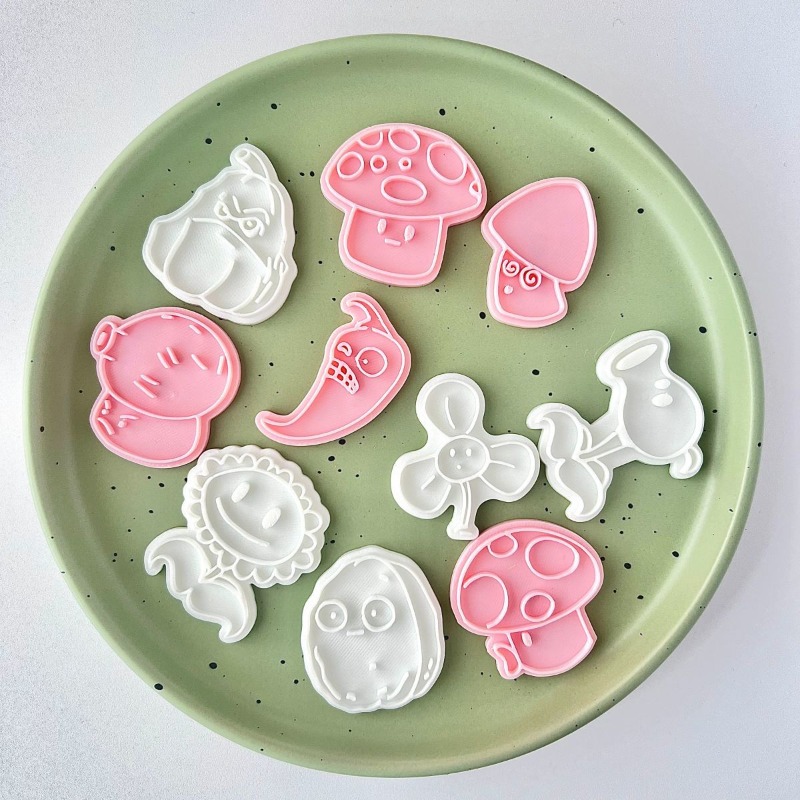 แม่พิมพ์บิสกิตการ์ตูน Plants V - Kitchen Baking Molds บทวิจารณ์และราคา